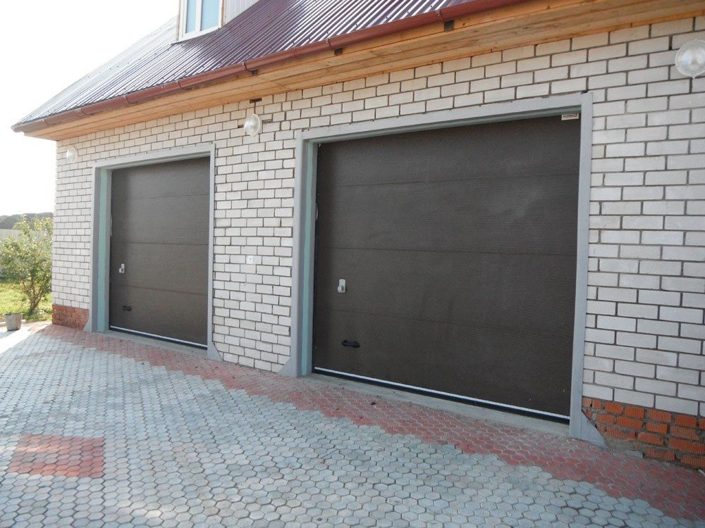 Установка ворот гаражных DOORHAN 2 шт.